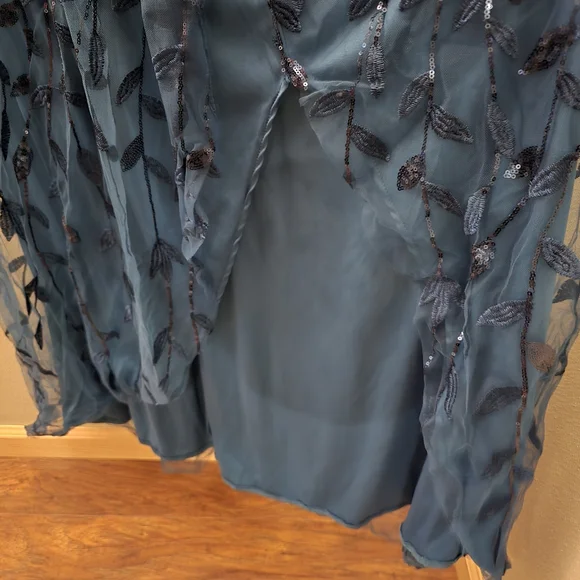 Ever Pretty Gown In Gorgeous Teal Color - Picture 4 of 6